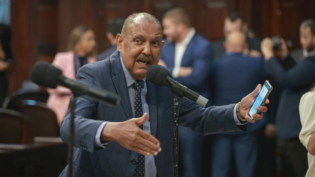 Morre o deputado estadual do Rio Otoni de Paula Pai, aos 71 anos