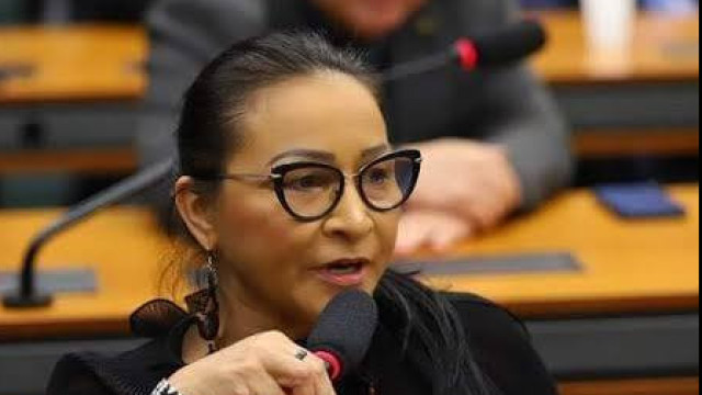 Deputada Silvia Waiãpi tem mandato cassado por gastar verba eleitoral com harmonização facial