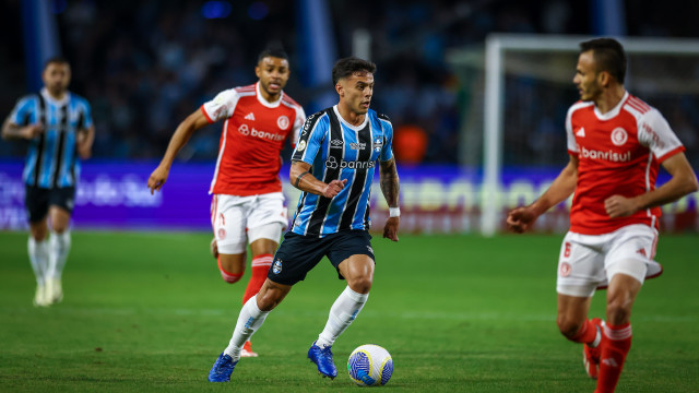 Inter vence com gol 'esquisito' e mantém Grêmio no Z4 do Brasileirão