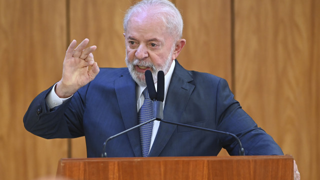 "Tenho que prestar contas ao povo pobre", diz Lula em Salvador