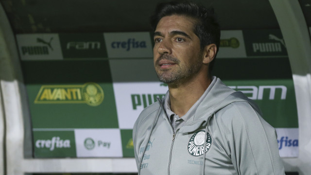 Abel presta homenagem à família de Dudu e diz que 'ajudou muito' o Palmeiras a ganhar o dérbi