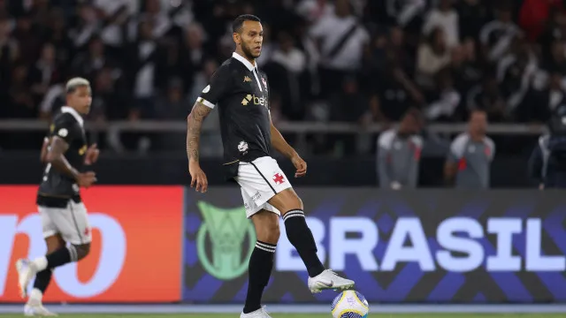 Vasco apenas empata com o Juventude no Brasileirão e sai vaiado de São Januário