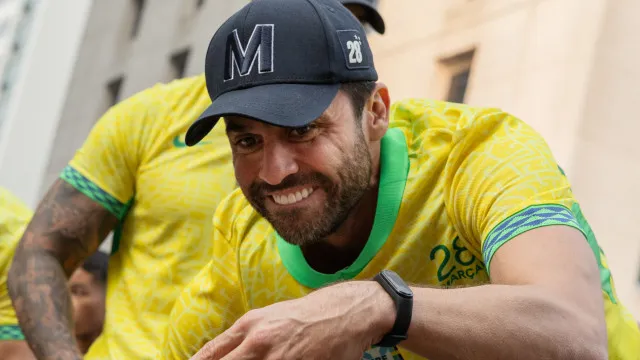 Marçal aparece para votar faltando 5 minutos para encerrar votação