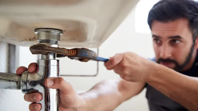 
                    30 coisas que todo mundo deveria saber como consertar (e não gastar dinheiro à toa)
                