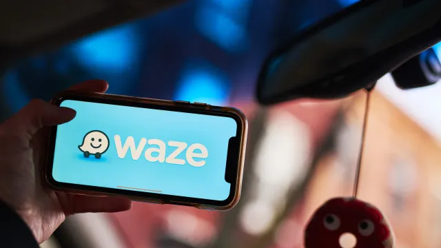 Waze suspende alertas de ‘roubo’  após registros falsos para ironizar campanhas eleitorais