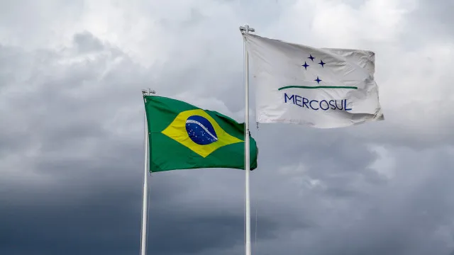 
                    Acordo Mercosul- UE entra em vigor nesta sexta após 26 anos
                