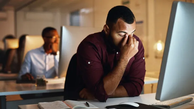 
                    População brasileira vive estressada e perde o sono por causa de dinheiro, diz pesquisa
                