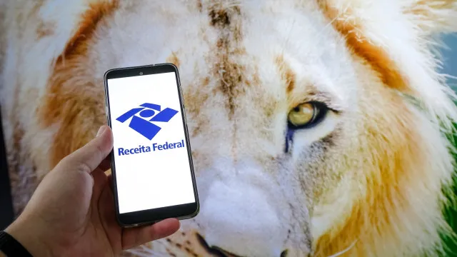 
                    Saiba como vai funcionar o cashback da restituição automática do IR
                