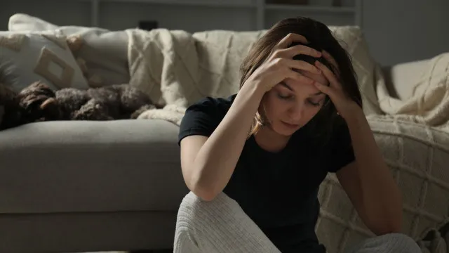 
                    Você sabe diferenciar tristeza de depressão?
                