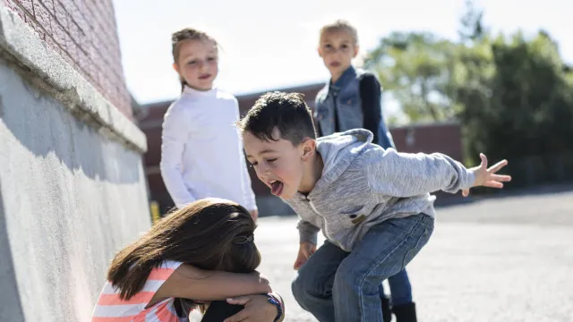 
                    Crianças de 5 a 9 anos lideram alta de internações por saúde mental em SP
                