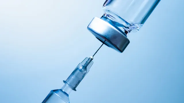 
                    Vacinação contra HPV para jovens de 15 a 19 anos é prorrogada até dezembro em todo o país
                