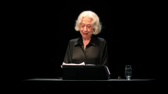
                    Fernanda Montenegro anuncia criação de perfis no TikTok e YouTube
                