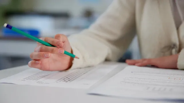 
                    Brasil atinge meta com 66% das crianças alfabetizadas em idade certa
                