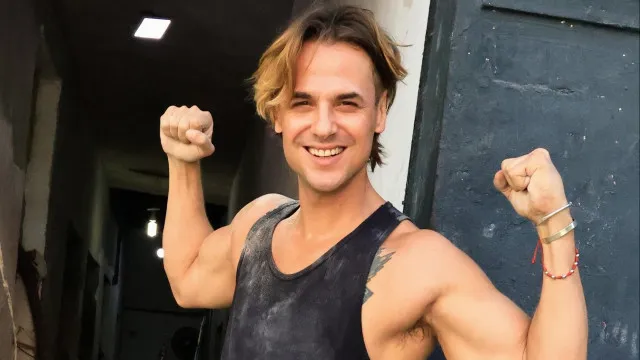 
                    'Você age como uma alcoólatra', dispara Daniel Erthal para Darlin Ferrattry em 'A Fazenda 18'
                