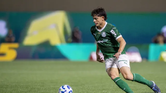 
                    Giay desencanta, e Palmeiras abre vantagem sobre a LDU na Libertadores
                