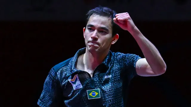 
                    Hugo Calderano perde para Wang Chuqin e deixa disputa pelo 2º título consecutivo do WTT
                