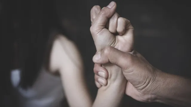 
                    Adolescente diz ter sofrido estupro coletivo em festa com amigos em MG
                