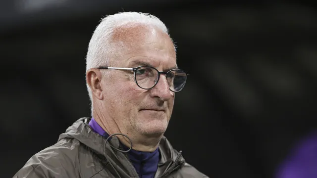 
                    Dorival assume responsabilidade pelo jejum, mas aponta: 'Time já mostrou que pode reagir'
                