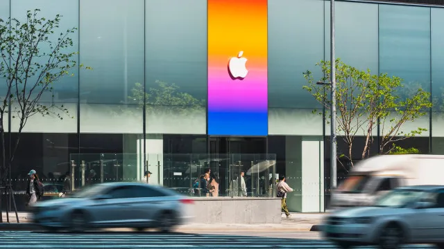 
                    Apple proíbe bets, mas ilegais driblam controle e oferecem de tigrinho a apostas em apps para crianças
                