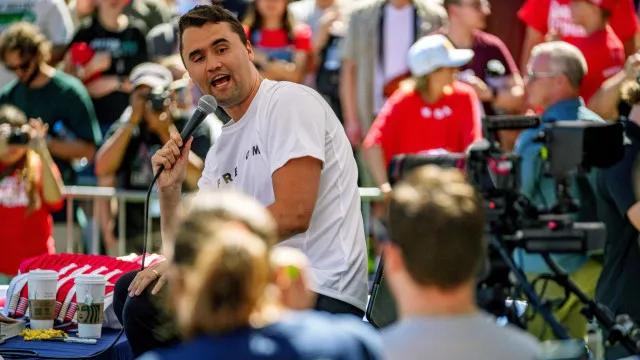 Juiz manda a julgamento acusado de matar Charlie Kirk, abrindo caminho para pena de morte