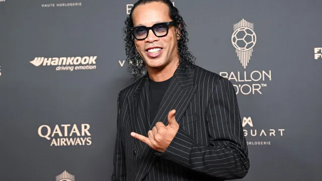 
                    Não há nada que me prenda, então vou vivendo, diz Ronaldinho Gaúcho sobre rolês aleatórios
                