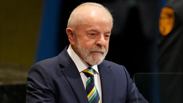 
                    Lula diz que pode usar Lei da Reciprocidade contra EUA se não houver acordo sobre tarifas
                