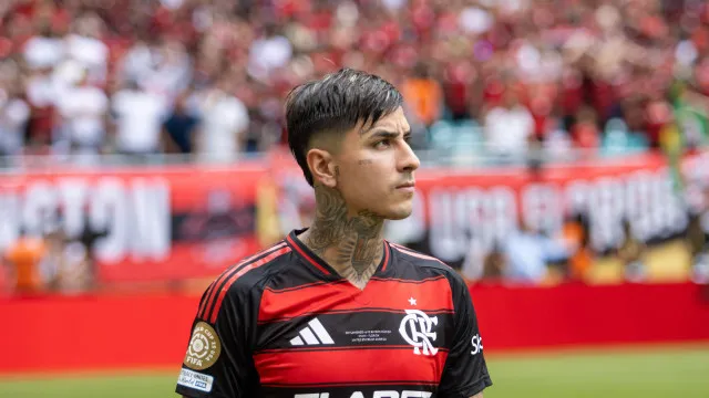 
                    Pulgar, do Flamengo, pega quatro jogos de suspensão no STJD por agressão
                
