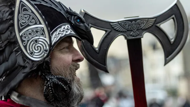
                    Descobertas intrigantes em crânios de Vikings
                