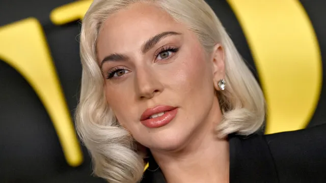 
                    Lady Gaga cancela show por motivos de saúde: 