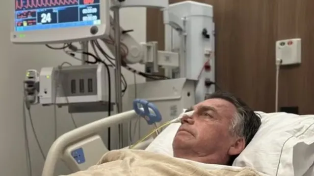 
                    Bolsonaro apresenta melhora clínica, mas continua sem previsão de alta da UTI, aponta boletim
                