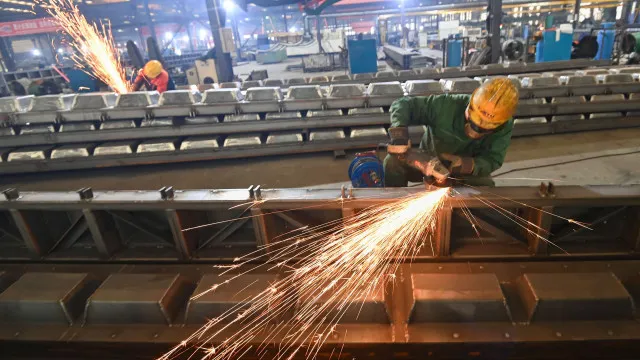 
                    China tem 1º parque industrial zero carbono, com fábricas de baterias e de turbinas eólicas
                