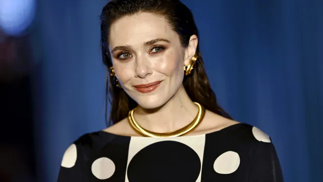 
                    Elizabeth Olsen, Feiticeira Escarlate da Marvel, está grávida do primeiro filho
                