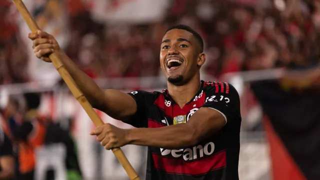 
                    Samuel Lino deixa rótulos para trás e vive fase artilheira pelo Flamengo
                