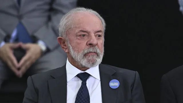 
                    Lula pode não concorrer às eleições deste ano; entenda
                