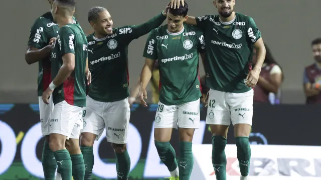
                    Palmeiras esquece vice e inicia na Colômbia a busca pelo tetra da Libertadores
                