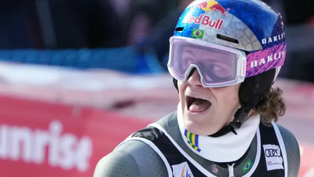 
                    Lucas Pinheiro conquista 2º ouro do Brasil na Copa do Mundo
                