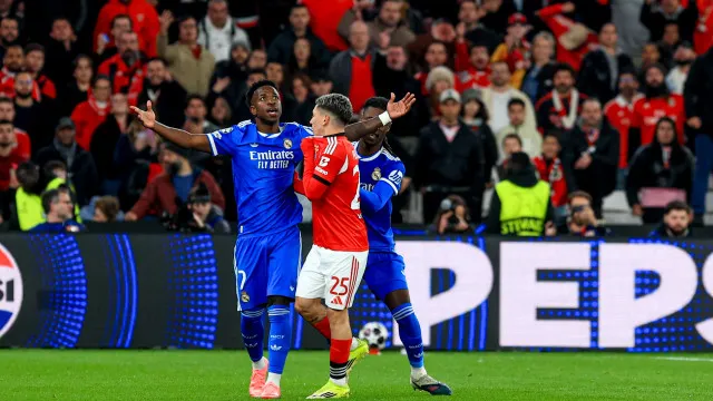 
                    Vinícius Jr. preocupa Hazard: 