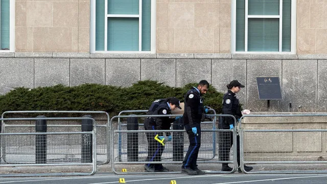 
                     Polícia investiga disparos perto do consulado dos EUA em Toronto
                