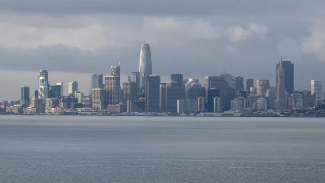 
                    Ataque do Irã à Califórnia? “Estamos vulneráveis”, alerta militar
                