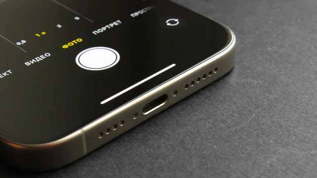 
                    Como limpar os alto-falantes do celular sem danificar o aparelho
                