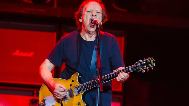 SÃO PAULO, SP (FOLHAPRESS) - O guitarrista Stev