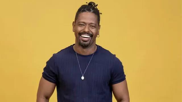 
                    BBB 26: Após exames médicos, Leandro retorna ao reality e diz que foi 'só um susto'
                