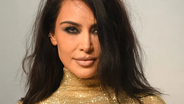 
                    Kim Kardashian já planeja casamento com Hamilton mesmo ele sendo 'mulherengo', diz site
                