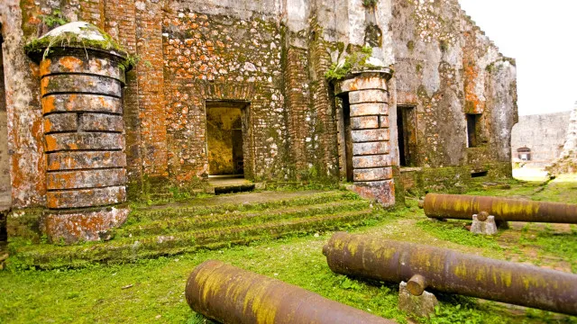 
                    Haiti decreta três dias de luto após morte de 25 pessoas em ponto turístico
                