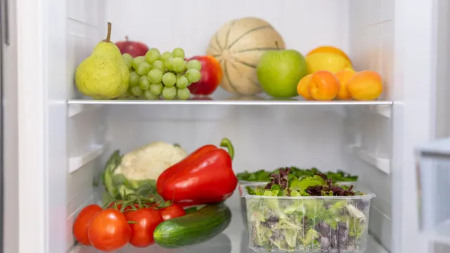 
                    Nem toda fruta vai à geladeira e erro pode estragar sabor
                