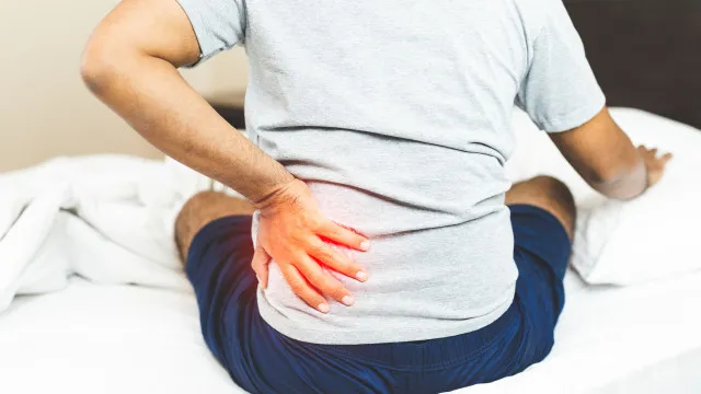 
                    Pedras nos rins podem ser silenciosas e dar sinais ignorados; entenda
                