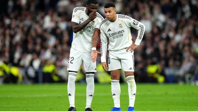 
                    Revolução no Real Madrid! Veja quem sai e quem pode reforçar os merengues
                