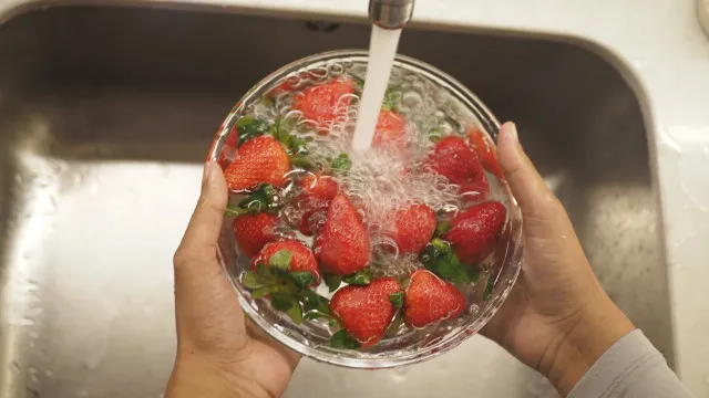 
                    Lista dos “12 mais contaminados” revela alimentos com mais pesticidas
                