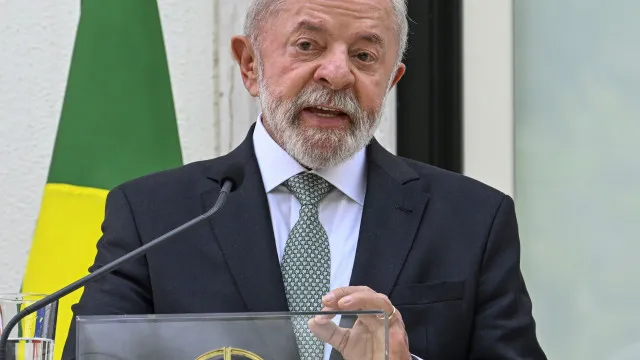 
                    Novo salário mínimo projetado por Lula impacta idosos do BPC; entenda
                