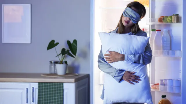 
                    Quer dormir melhor? Veja alimentos que ajudam no sono
                